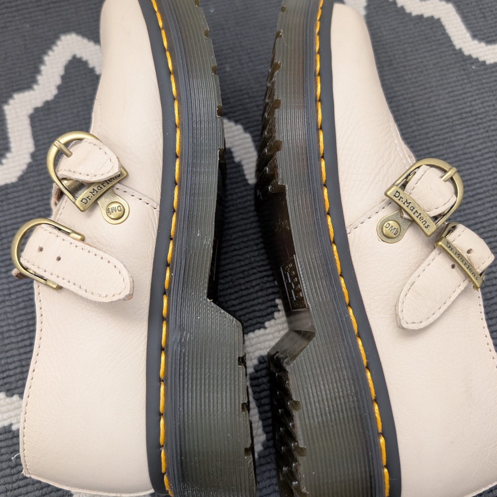Dr. Martens Mary Jane Virginia Leather Shoes - Cream - Picture 4 of 9